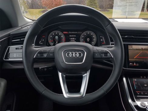 Used 2021 Audi Q8 Prestige w/ Prestige Package image 30