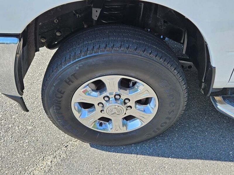 Used 2023 RAM 3500 Big Horn w/ Level 1 Equipment Group AWD/4WD image 21