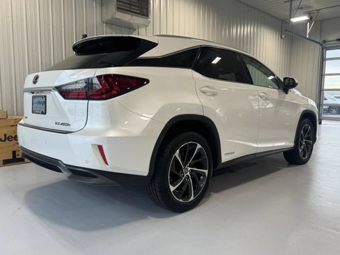 Used 2018 Lexus RX 450h AWD w/ Luxury Package image 4