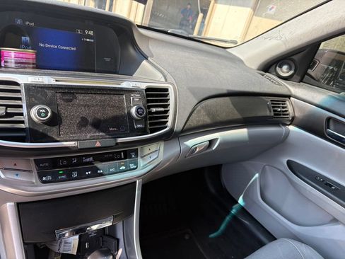 Used 2015 Honda Accord EX-L image 21
