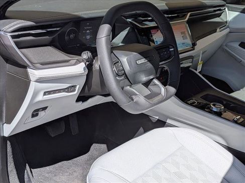 New 2026 Jeep Cherokee Overland image 6