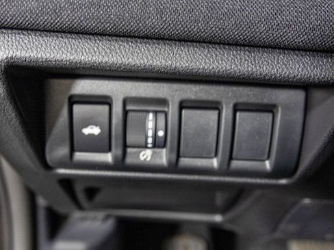 Used 2025 Subaru Legacy Premium image 30