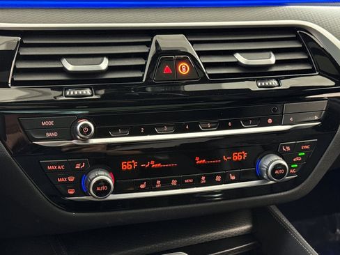 Used 2023 BMW 530i w/ M Sport Package RWD image 28