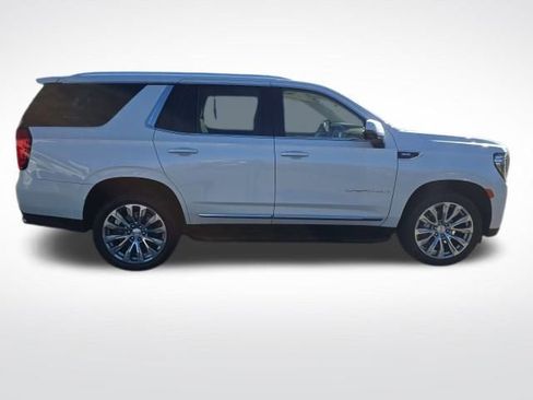 Used 2023 GMC Yukon Denali image 7