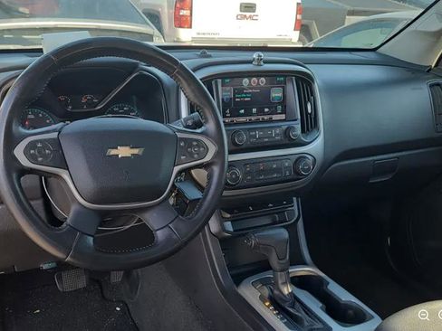Used 2015 Chevrolet Colorado LT w/ LT Convenience Package image 4