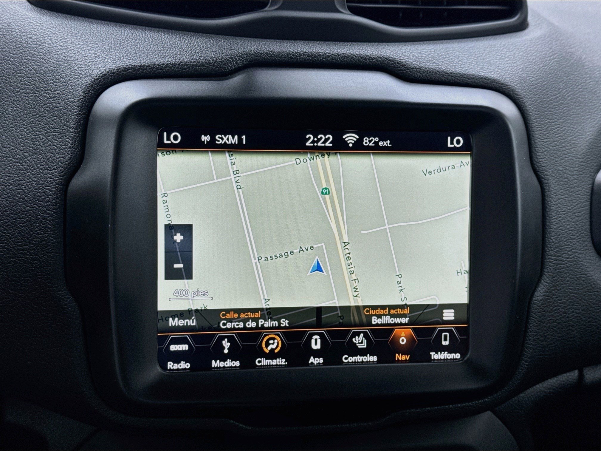 Used 2018 Jeep Renegade Limited w/ UConnect 8.4 Nav Group FWD image 9