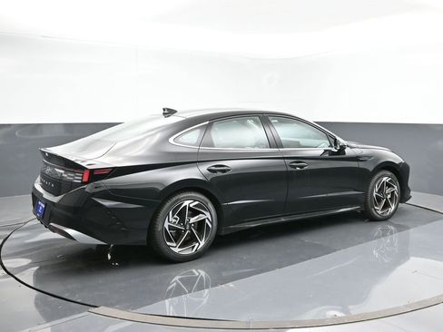 Used 2024 Hyundai Sonata SEL w/ Convenience Package image 5