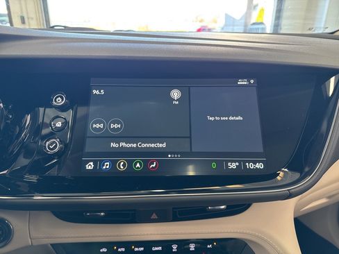 Used 2022 Buick Envision Avenir w/ Technology Package II image 27