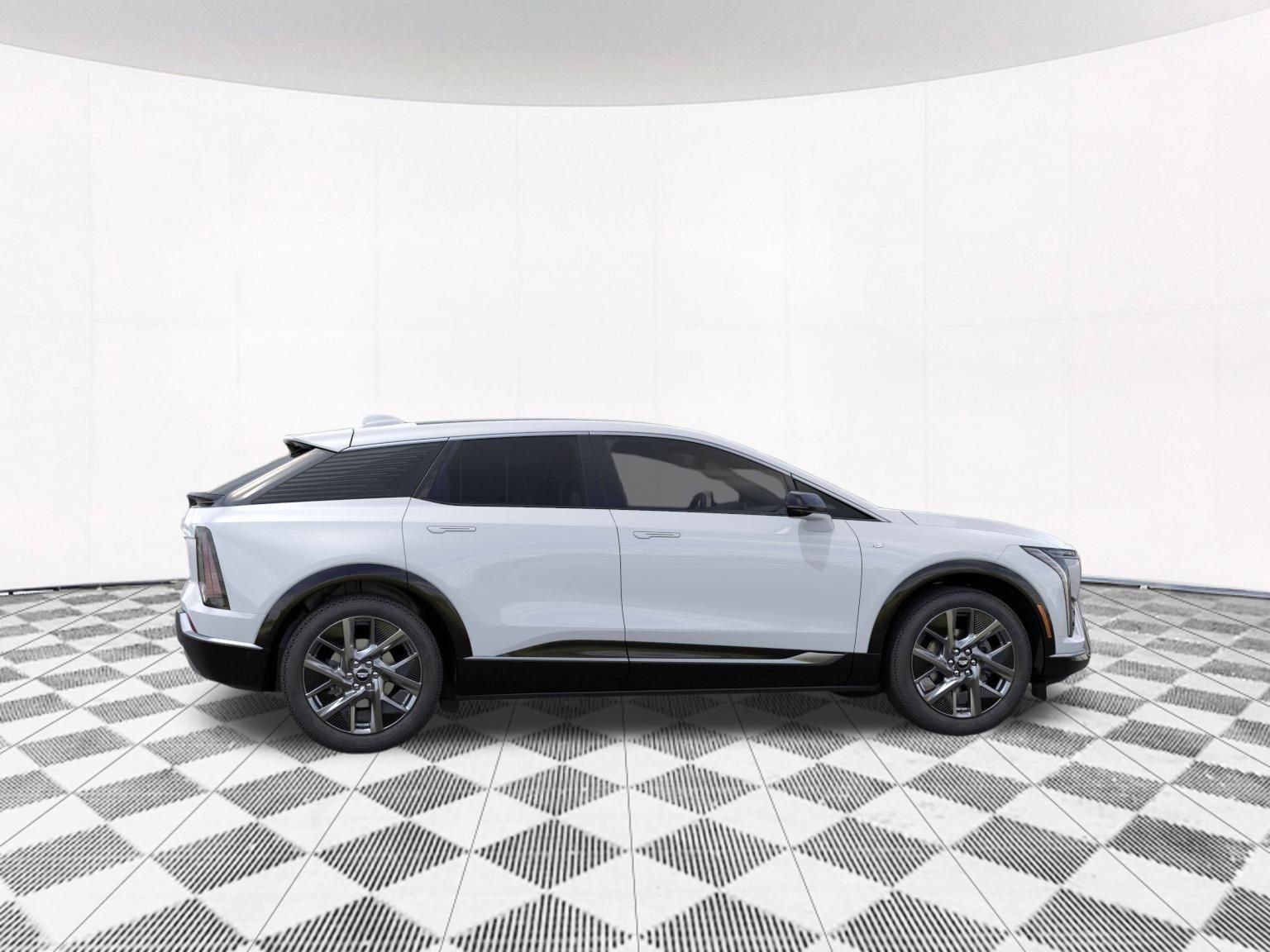 New 2027 Cadillac Optiq Luxury w/ LPO, Floor Liner Package AWD/4WD image 11