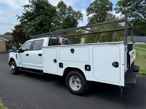 Used 2022 Ford F350 XL w/ Power Equipment Group AWD/4WD image 3