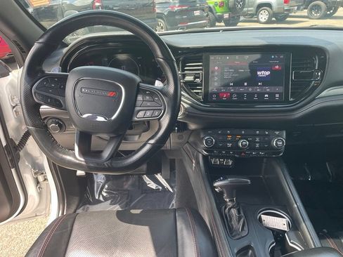 Used 2024 Dodge Durango GT RWD image 4