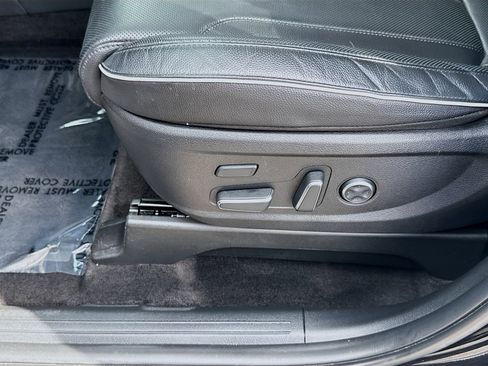 Used 2023 Hyundai Palisade Limited image 17