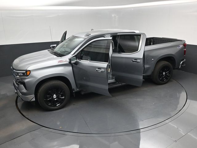 Used 2023 Chevrolet Silverado 1500 LTZ w/ Technology Package AWD/4WD image 20