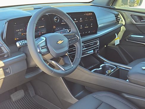 New 2026 Chevrolet Traverse LT w/ Driver Confidence Package image 11