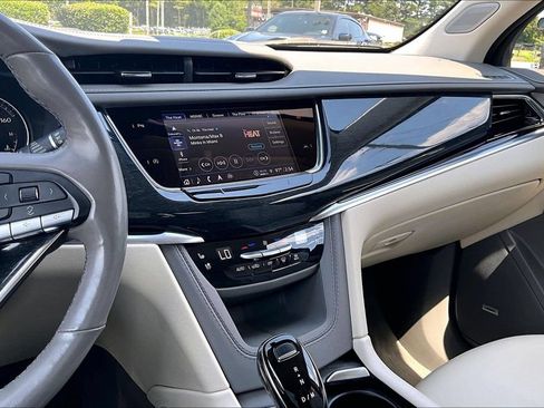 Used 2023 Cadillac XT6 Premium Luxury AWD/4WD image 10
