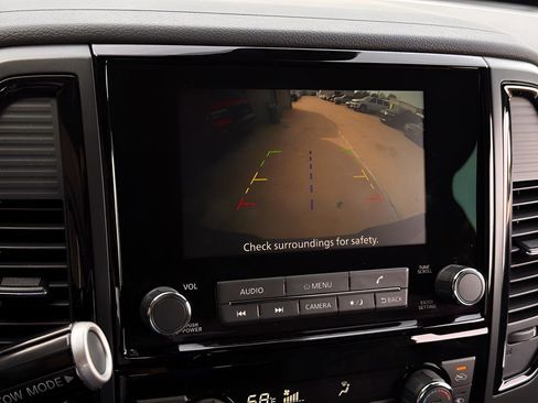 Used 2024 Nissan Titan SV w/ SV Bronze Edition Package image 14