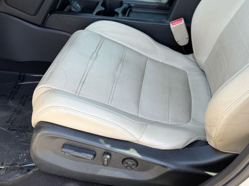 Used 2017 Honda CR-V EX-L image 15