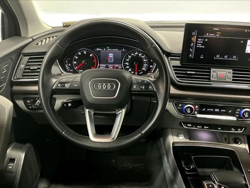 Used 2022 Audi Q5 2.0T Premium w/ Convenience Package image 8