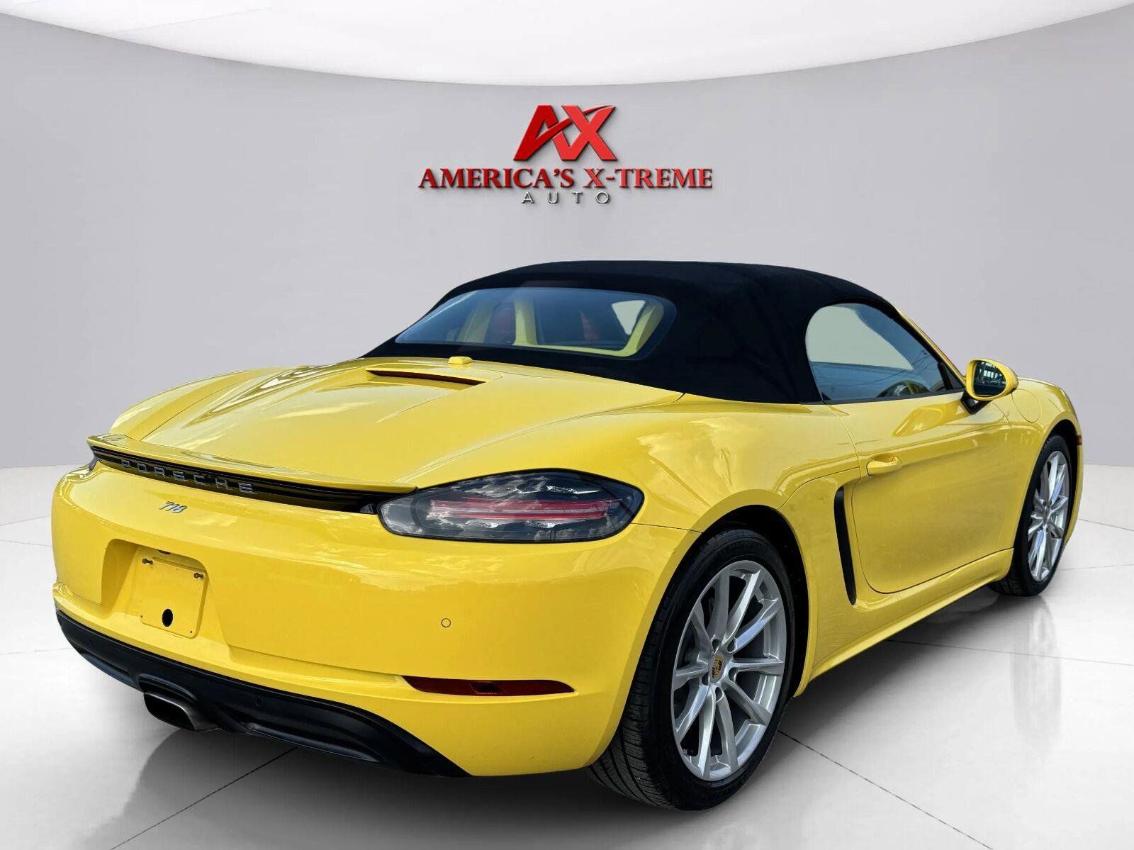 Used 2018 Porsche 718 Boxster RWD image 5