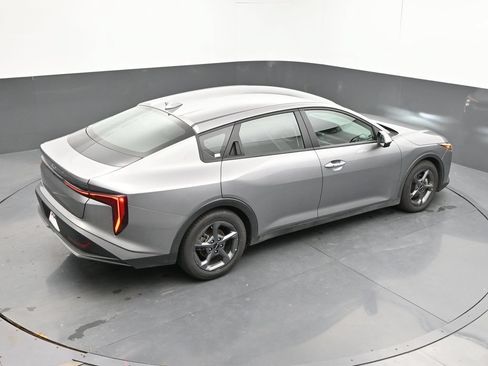 Used 2025 Kia K4 FWD image 25