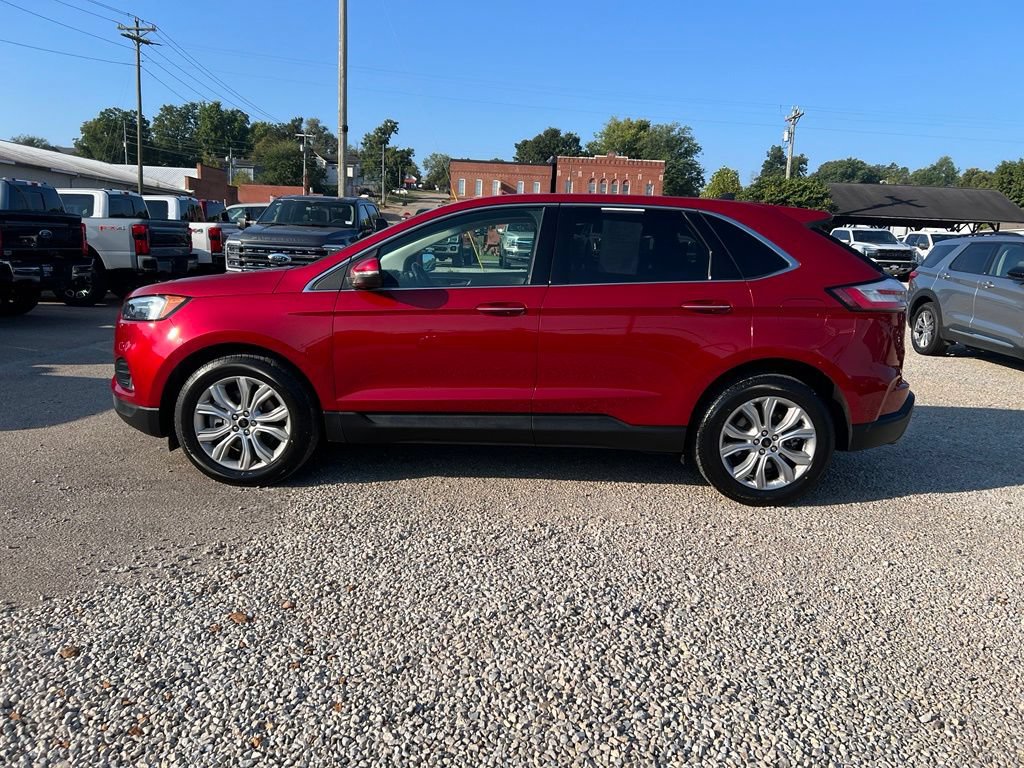 Used 2023 Ford Edge Titanium AWD/4WD image 5
