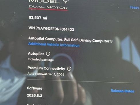 Used 2022 Tesla Model Y Performance image 9