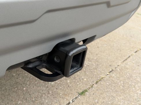 Used 2025 Honda Pilot TrailSport image 12