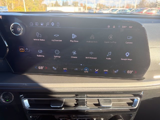 Used 2026 Chevrolet Traverse LT AWD/4WD image 23