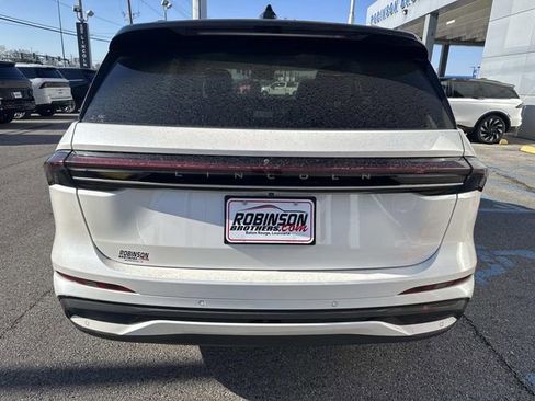 New 2026 Lincoln Nautilus Black Label w/ Jet Appearance Package image 4