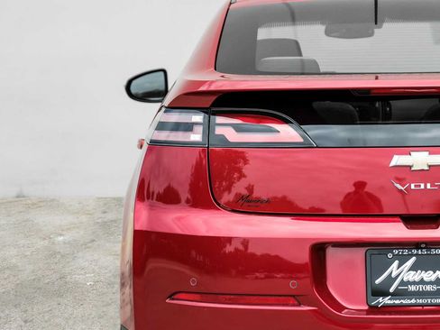 Used 2015 Chevrolet Volt w/ Enhanced Safety Package 1 FWD image 45