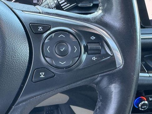 Used 2020 Buick Enclave Essence w/ Sound and Sites Package image 23