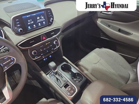 Used 2020 Hyundai Santa Fe SEL FWD image 11