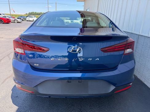 Used 2020 Hyundai Elantra SE FWD image 5