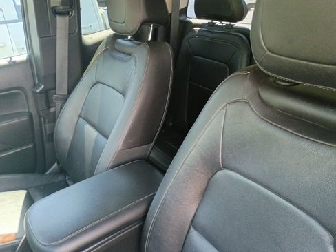 Used 2015 Chevrolet Colorado LT w/ Luxury Package AWD/4WD image 9