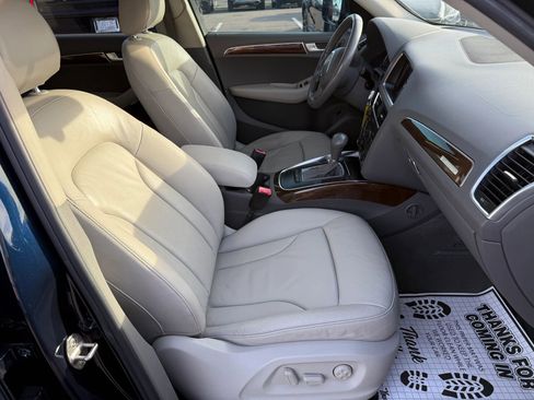 Used 2011 Audi Q5 2.0T Premium AWD/4WD image 19