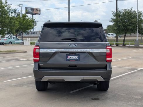 Used 2021 Ford Expedition XLT image 6