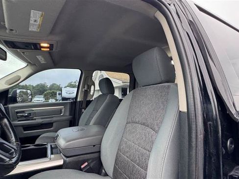Used 2015 RAM 2500 Big Horn RWD image 36
