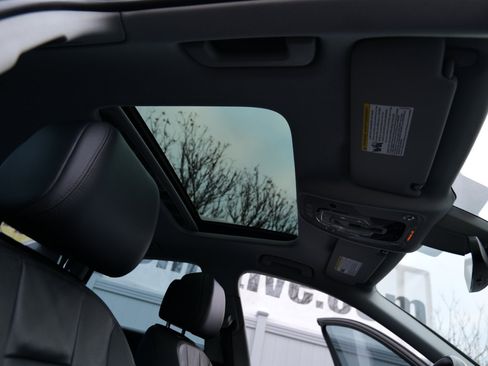 Used 2019 Audi A4 2.0T Premium image 38