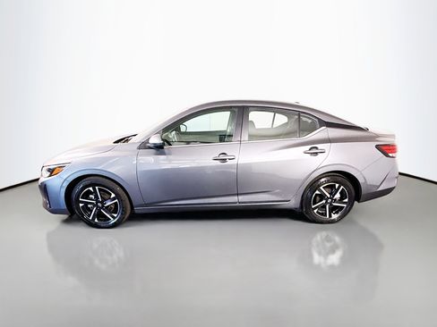 Used 2024 Nissan Sentra SV FWD image 6