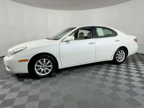 Used 2004 Lexus ES 330 image 19
