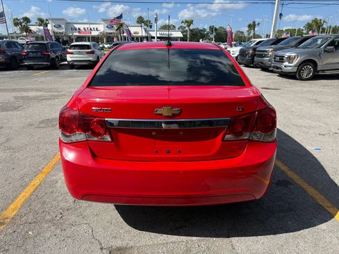 Used 2015 Chevrolet Cruze LT image 5