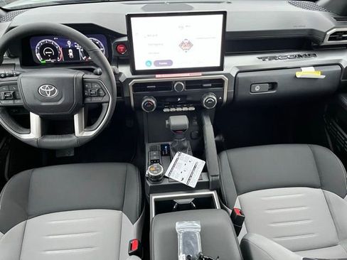 New 2026 Toyota Tacoma TRD Off-Road AWD/4WD image 9