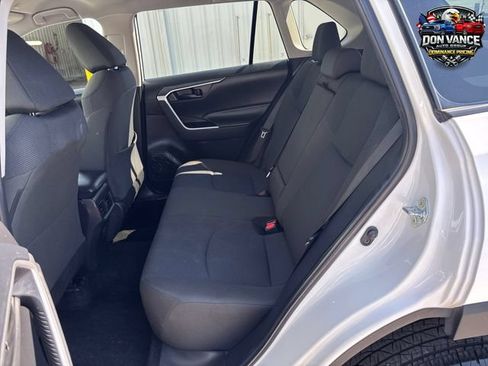 Used 2025 Toyota RAV4 LE FWD image 23