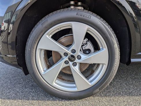 New 2025 Audi Q5 2.0T Premium Plus image 16