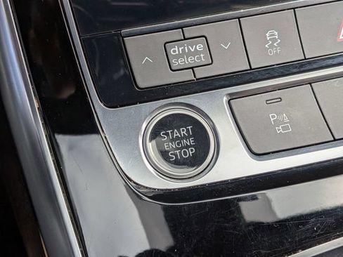 Used 2021 Audi Q7 2.0T Premium Plus w/ Executive Package AWD/4WD image 23