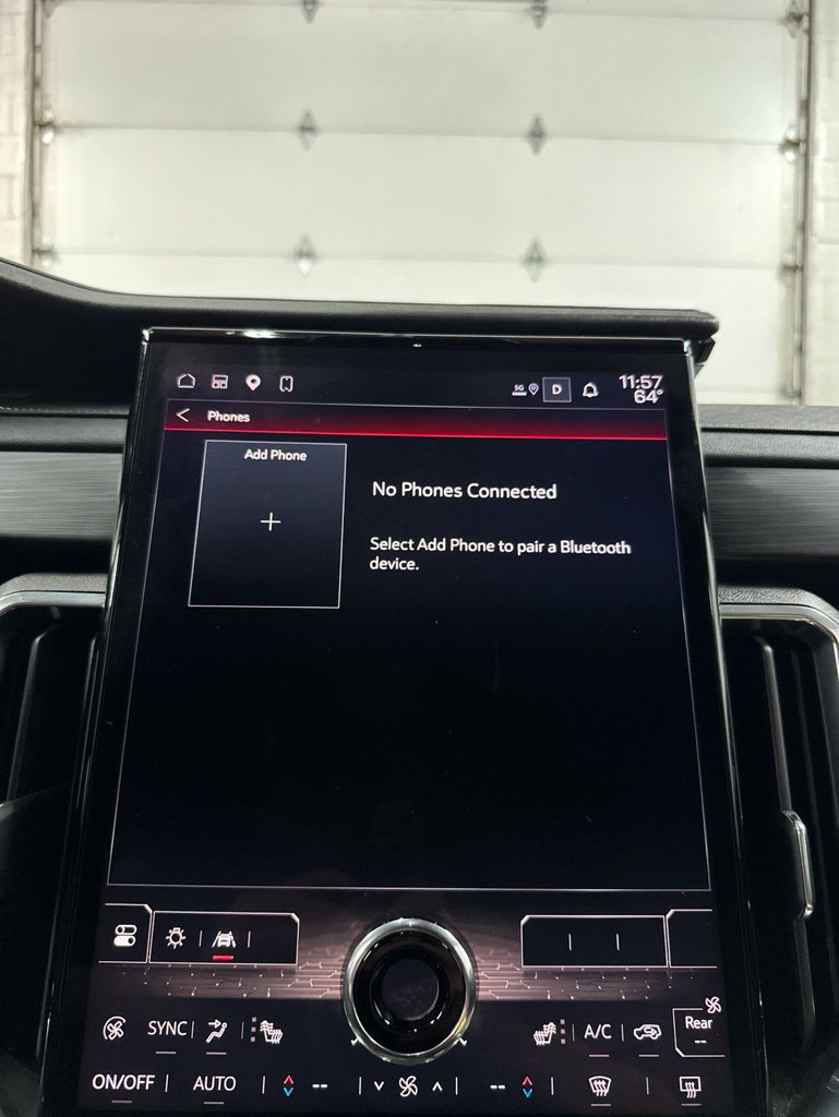 Used 2025 GMC Acadia Elevation AWD/4WD image 32