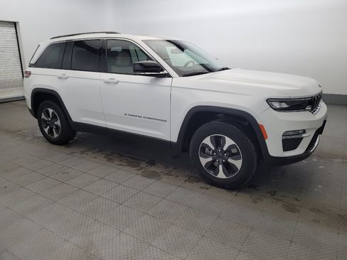 Used 2022 Jeep Grand Cherokee Limited 4xe image 11