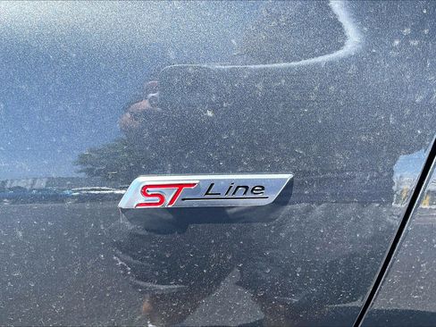 Used 2023 Ford Escape ST-Line FWD image 8