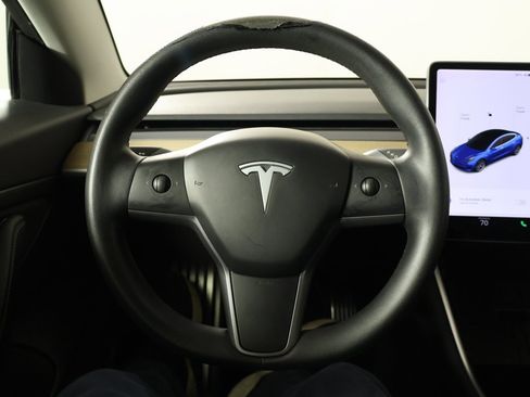 Used 2020 Tesla Model 3 Standard Range image 37