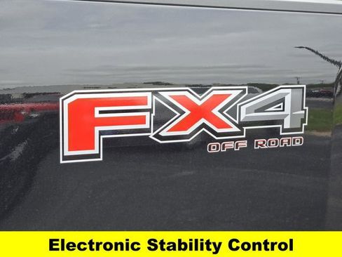 New 2025 Ford F250 Lariat w/ FX4 Off-Road Package image 10